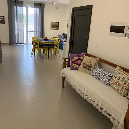 Island Break Apartman