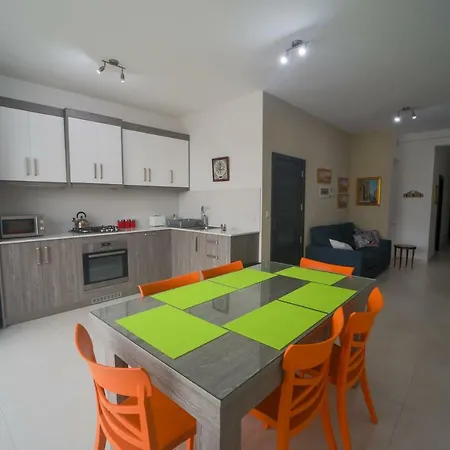 Island Break Apartment Marsalforn