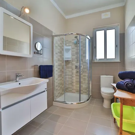 アパート Island Break *